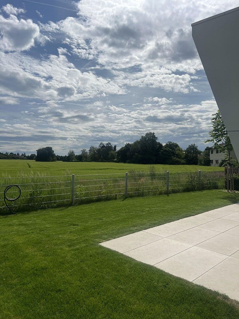 Predaj domu 218 m², pozemek 490 m², München, Bavorsko Predaj domu 218 m², pozemek 490 m², München, Bavorsko