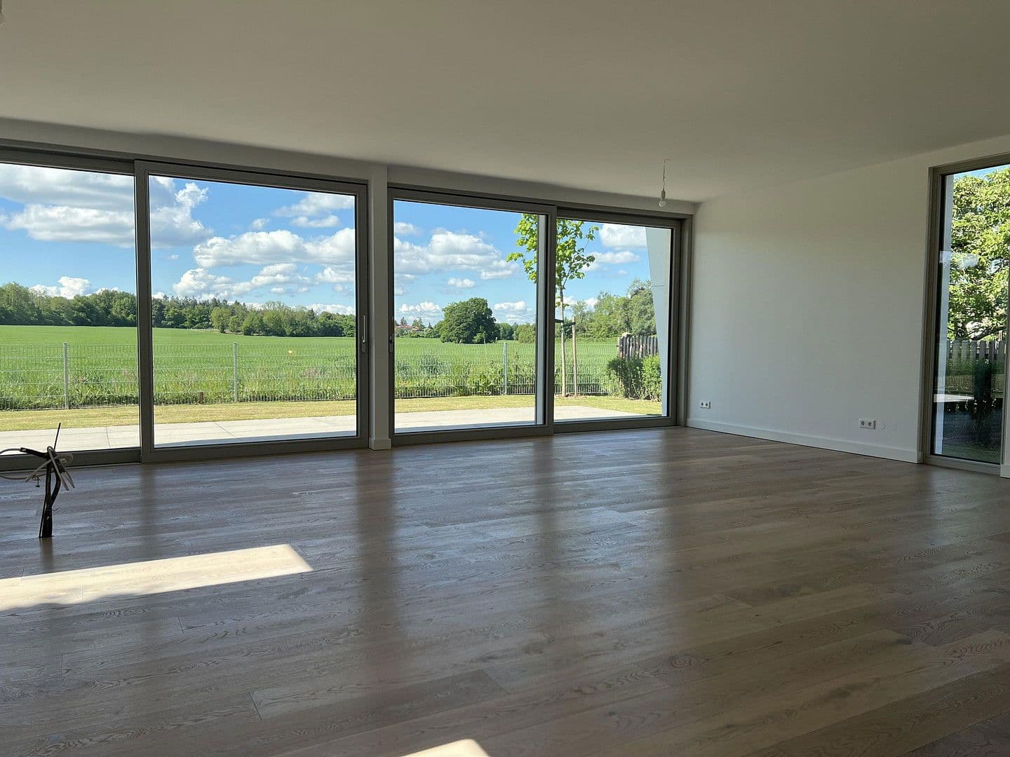 Predaj domu 218 m², pozemek 490 m², München, Bavorsko Predaj domu 218 m², pozemek 490 m², München, Bavorsko