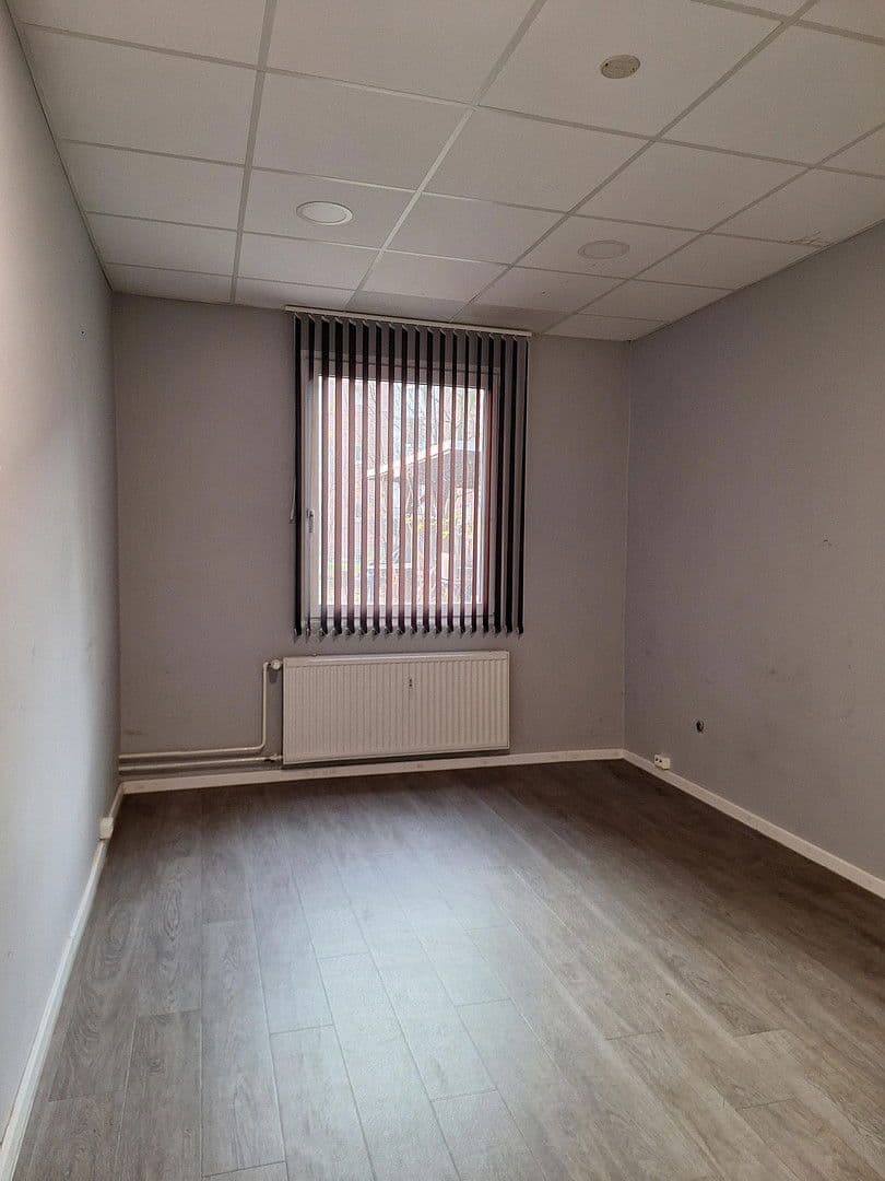 Prenájom nebytového priestoru 184 m², Horner Landstr. 136 A, Hamburg, Hamburg Prenájom nebytového priestoru 184 m², Horner Landstr. 136 A, Hamburg, Hamburg