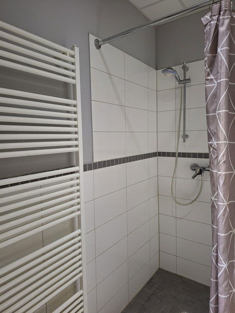 Prenájom nebytového priestoru 184 m², Horner Landstr. 136 A, Hamburg, Hamburg Prenájom nebytového priestoru 184 m², Horner Landstr. 136 A, Hamburg, Hamburg