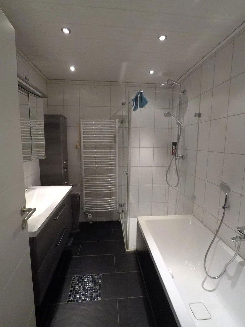 Predaj bytu 3-izbový 81 m², Königsbrunn, Bavorsko Predaj bytu 3-izbový 81 m², Königsbrunn, Bavorsko