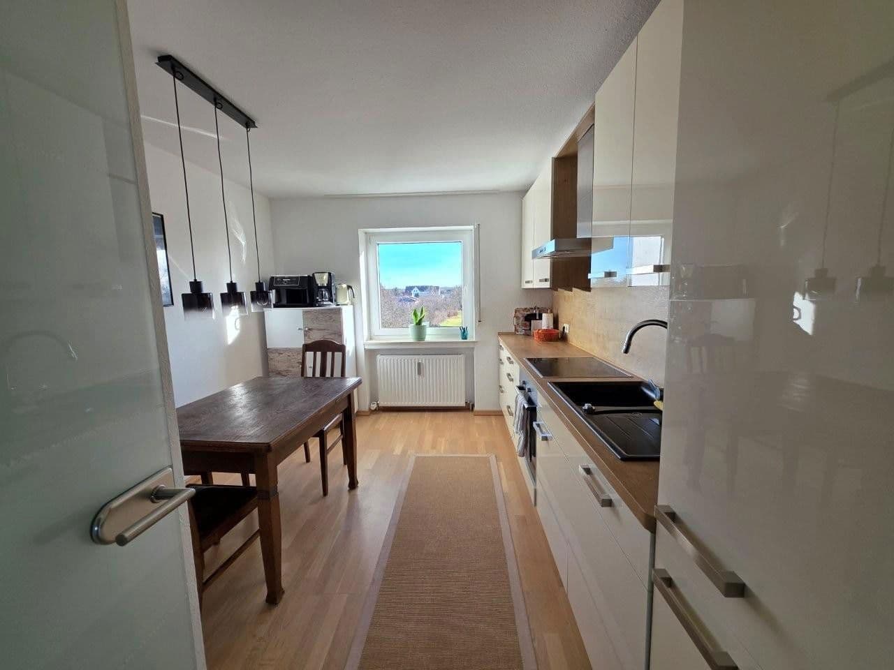 Predaj bytu 3-izbový 81 m², Königsbrunn, Bavorsko Predaj bytu 3-izbový 81 m², Königsbrunn, Bavorsko