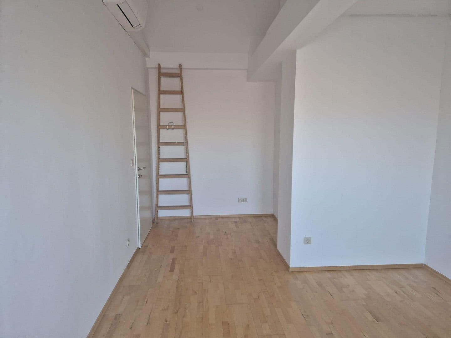 Predaj bytu 3-izbový 102 m², Columbusgasse 31, Wien, Viedeň Predaj bytu 3-izbový 102 m², Columbusgasse 31, Wien, Viedeň