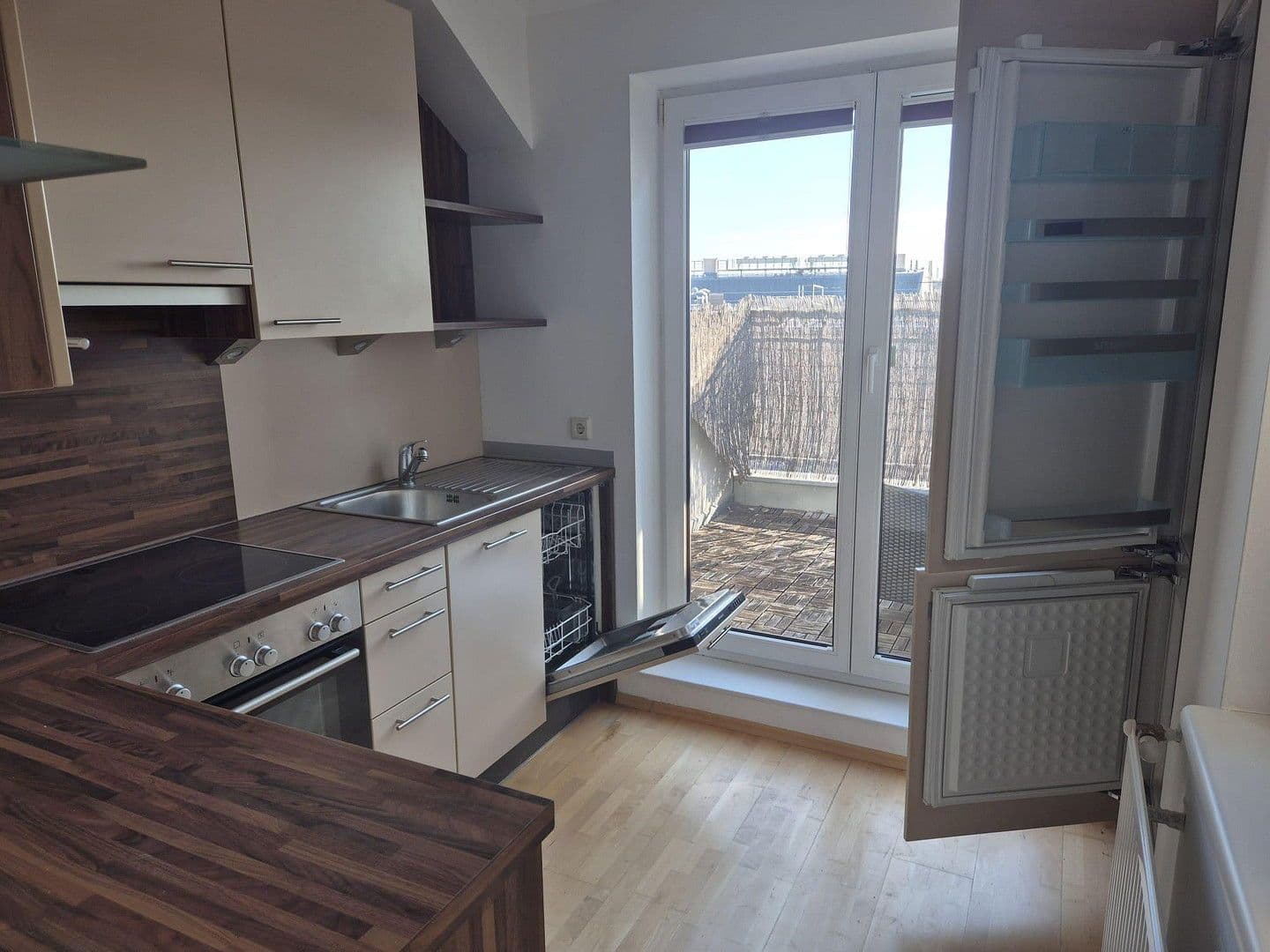 Predaj bytu 3-izbový 102 m², Columbusgasse 31, Wien, Viedeň Predaj bytu 3-izbový 102 m², Columbusgasse 31, Wien, Viedeň