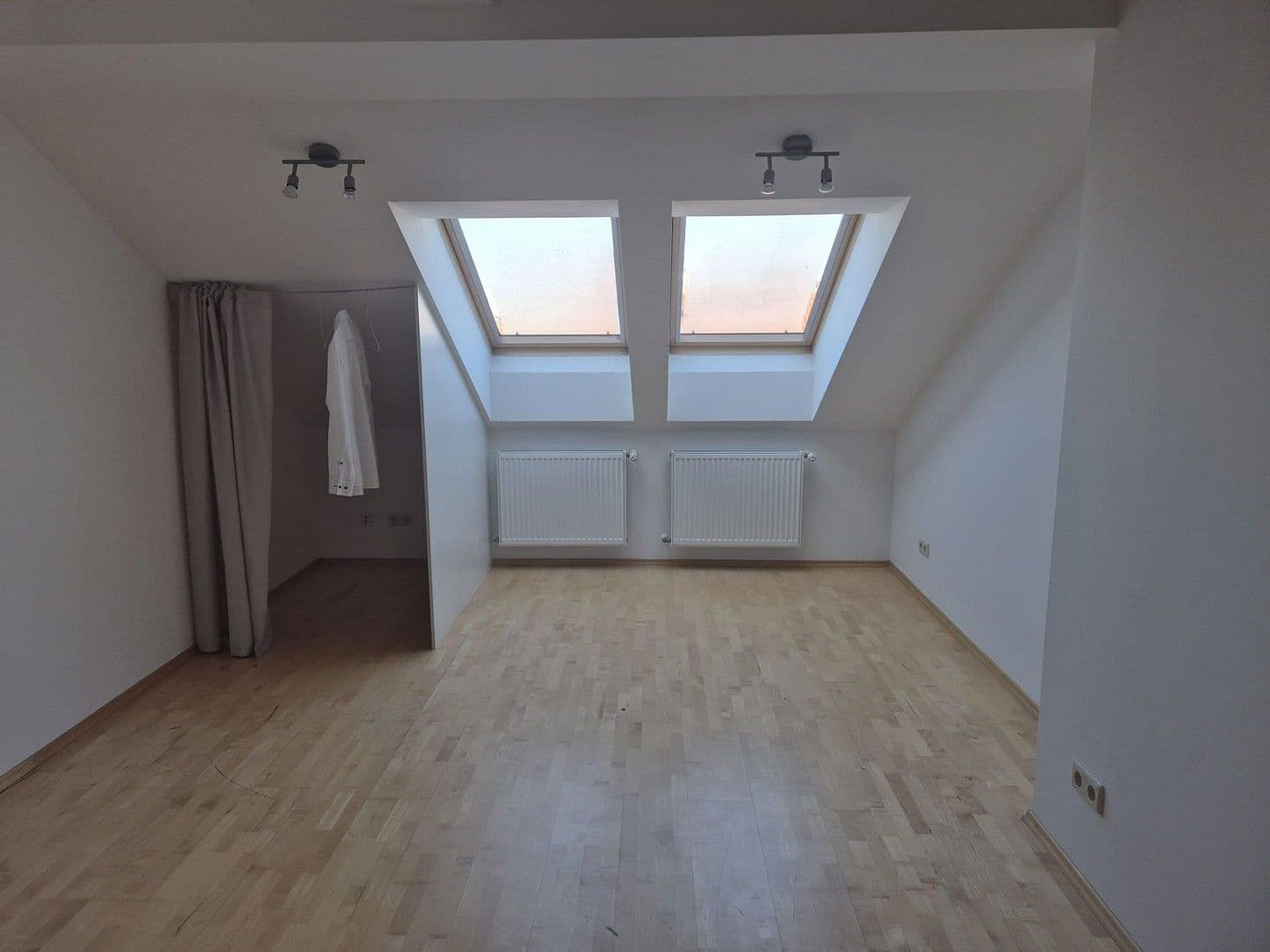 Predaj bytu 3-izbový 102 m², Columbusgasse 31, Wien, Viedeň Predaj bytu 3-izbový 102 m², Columbusgasse 31, Wien, Viedeň