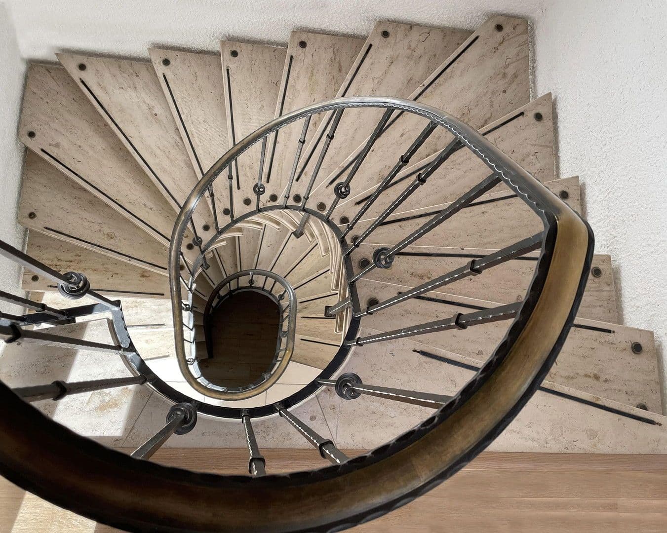 Prenájom domu 130 m², pozemek 359 m², München, Bavorsko Prenájom domu 130 m², pozemek 359 m², München, Bavorsko