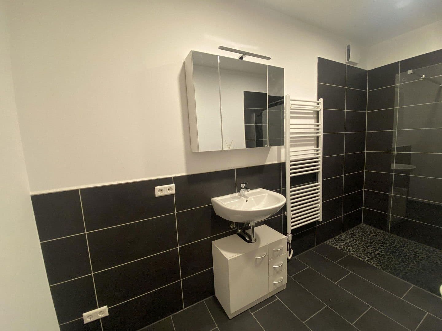 Prenájom bytu 3-izbový 68 m², Stedinger Str. 32, Delmenhorst, Dolné Sasko Prenájom bytu 3-izbový 68 m², Stedinger Str. 32, Delmenhorst, Dolné Sasko