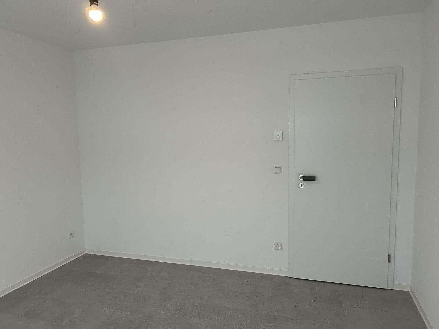 Predaj domu 124 m², pozemek 459 m², Wehingen, Bádensko-Wurttembersko Predaj domu 124 m², pozemek 459 m², Wehingen, Bádensko-Wurttembersko