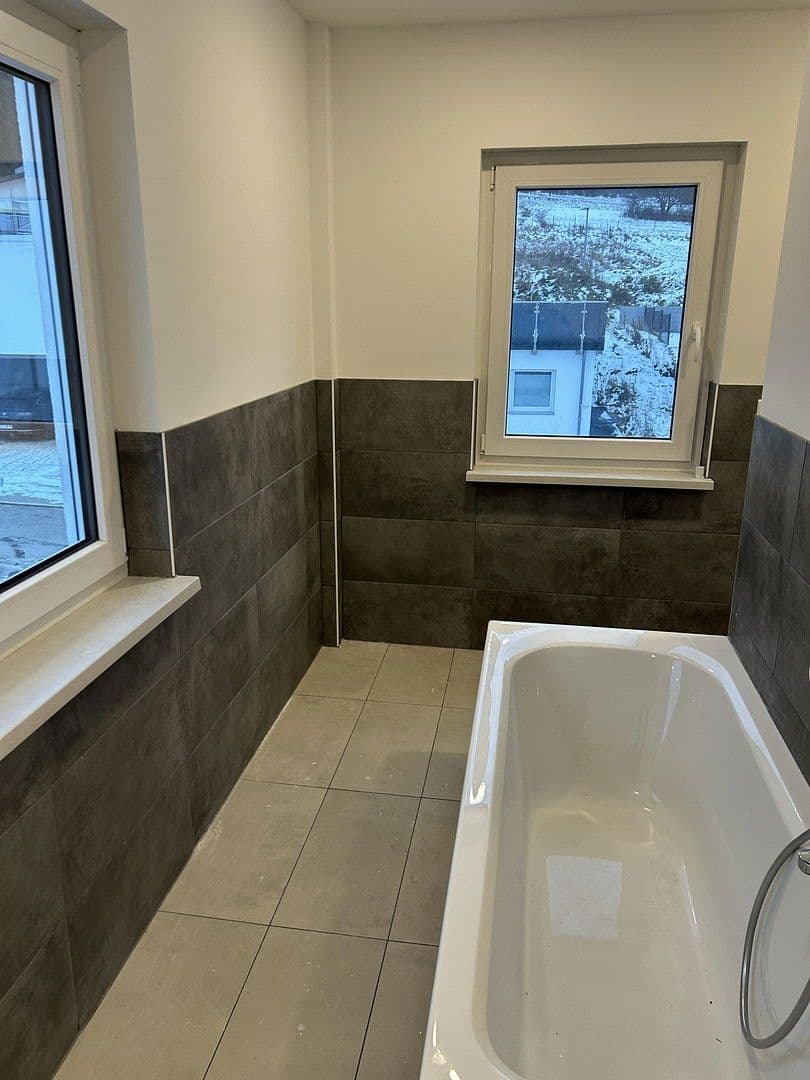 Predaj domu 124 m², pozemek 459 m², Wehingen, Bádensko-Wurttembersko Predaj domu 124 m², pozemek 459 m², Wehingen, Bádensko-Wurttembersko