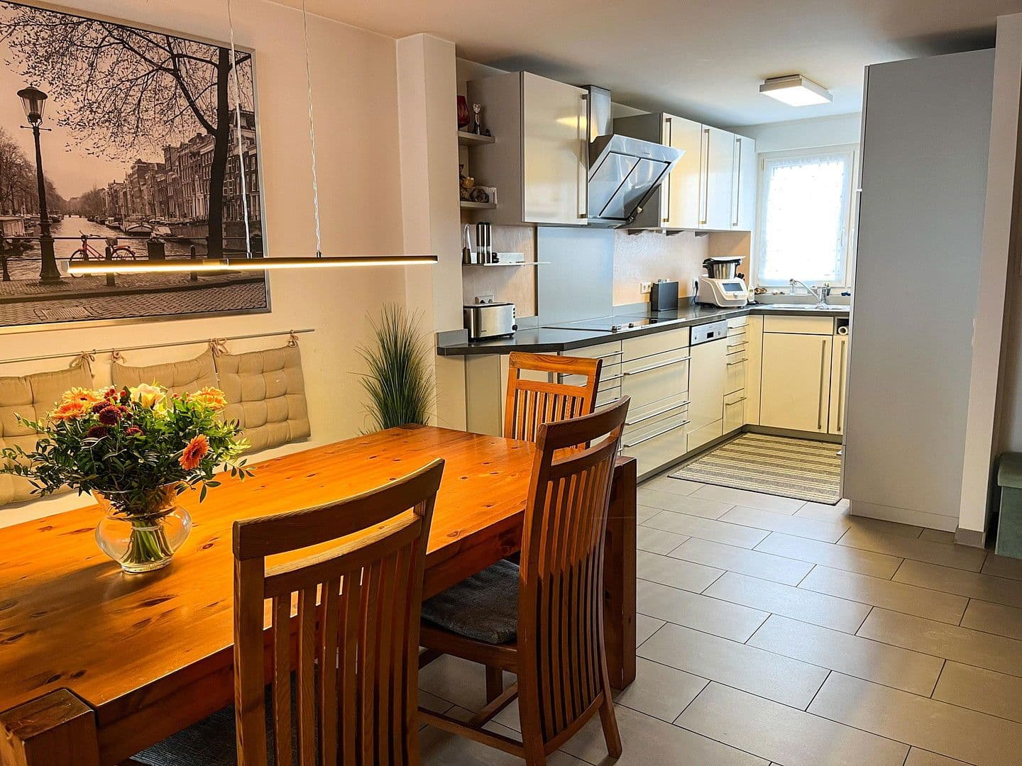 Predaj domu 149 m², pozemek 125 m², Freiberg am Neckar, Bádensko-Wurttembersko Predaj domu 149 m², pozemek 125 m², Freiberg am Neckar, Bádensko-Wurttembersko