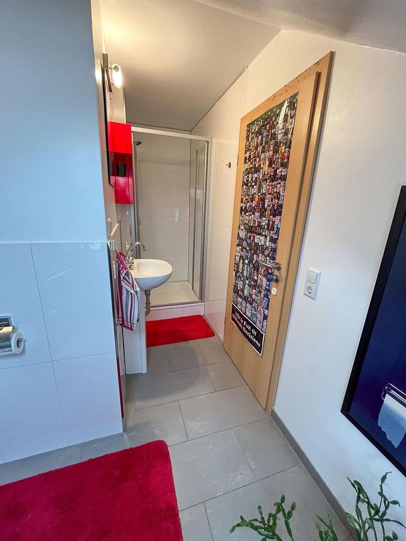 Predaj domu 149 m², pozemek 125 m², Freiberg am Neckar, Bádensko-Wurttembersko Predaj domu 149 m², pozemek 125 m², Freiberg am Neckar, Bádensko-Wurttembersko