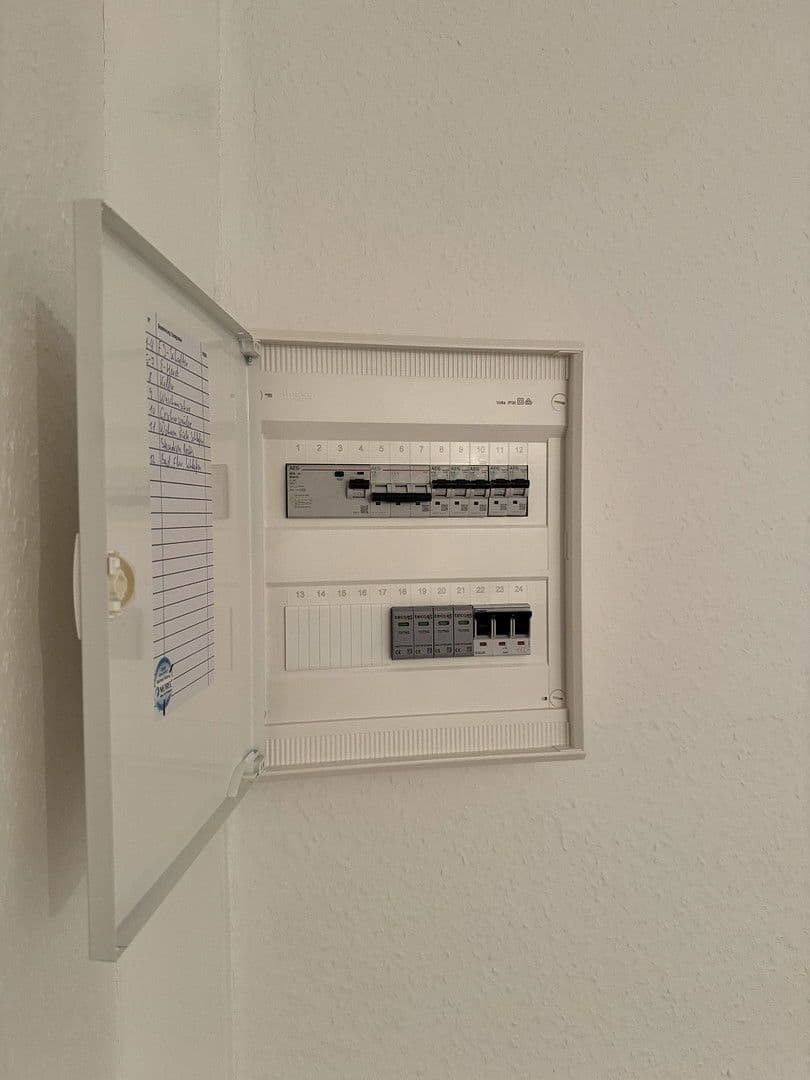 Prenájom bytu 2-izbový 60 m², Halstenbek, Šlezvicko-Holštajnsko Prenájom bytu 2-izbový 60 m², Halstenbek, Šlezvicko-Holštajnsko