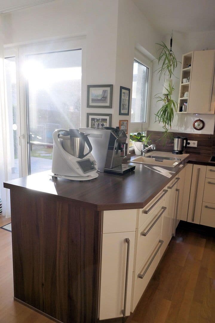 Predaj bytu 2-izbový 62 m², Helmut-Lederer-Str. 48, Erlangen, Bavorsko Predaj bytu 2-izbový 62 m², Helmut-Lederer-Str. 48, Erlangen, Bavorsko