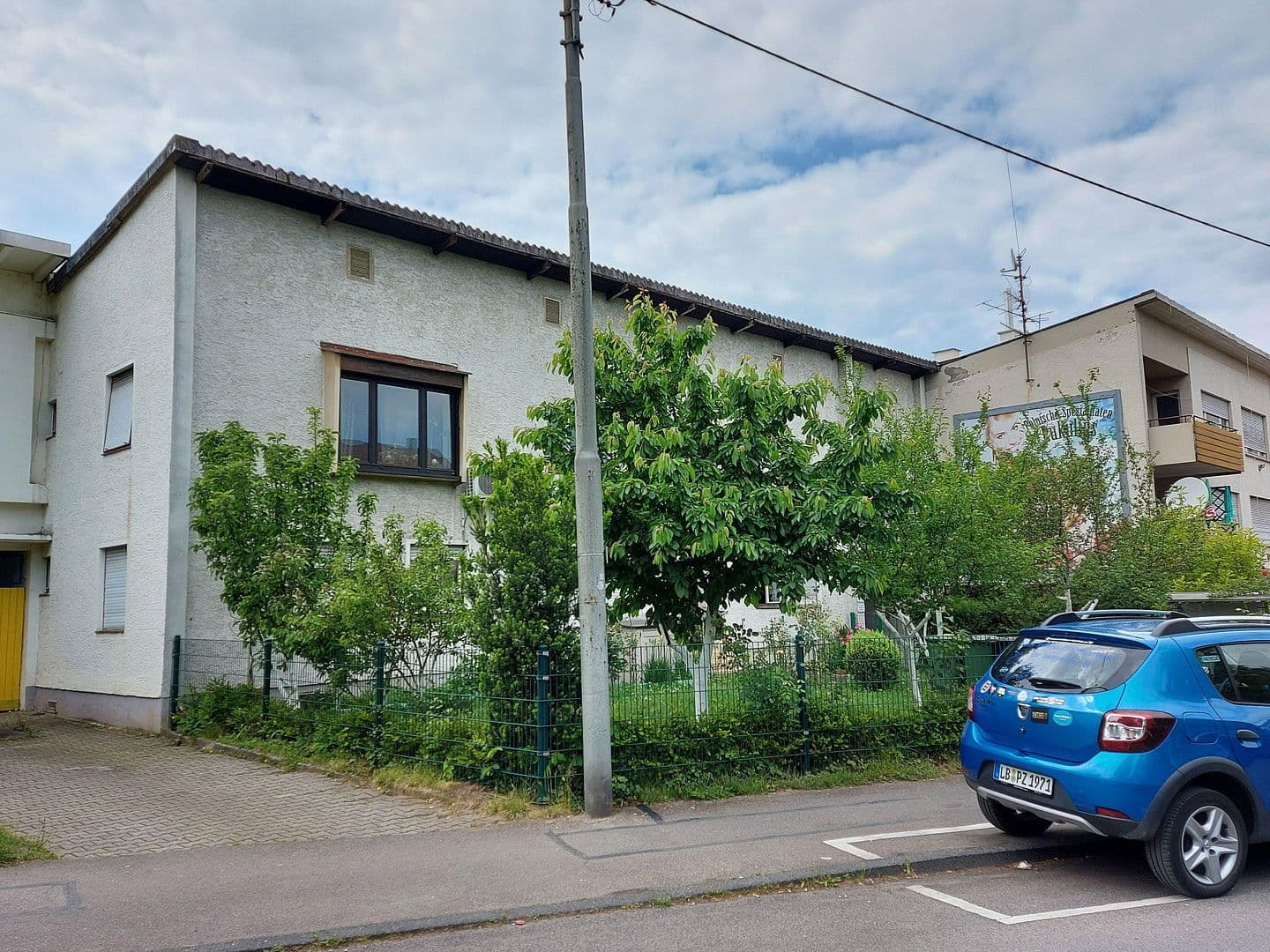 Predaj domu 324 m², pozemek 938 m², Stuttgart Rot, Bádensko-Wurttembersko Predaj domu 324 m², pozemek 938 m², Stuttgart Rot, Bádensko-Wurttembersko