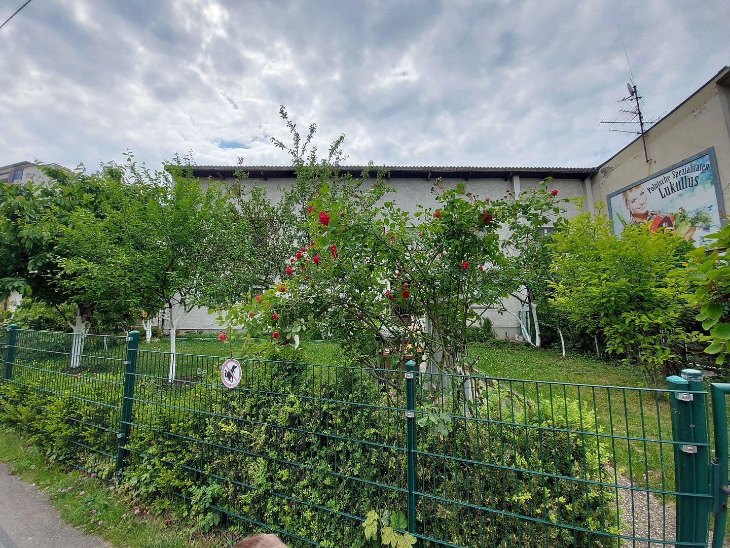 Predaj domu 324 m², pozemek 938 m², Stuttgart Rot, Bádensko-Wurttembersko Predaj domu 324 m², pozemek 938 m², Stuttgart Rot, Bádensko-Wurttembersko