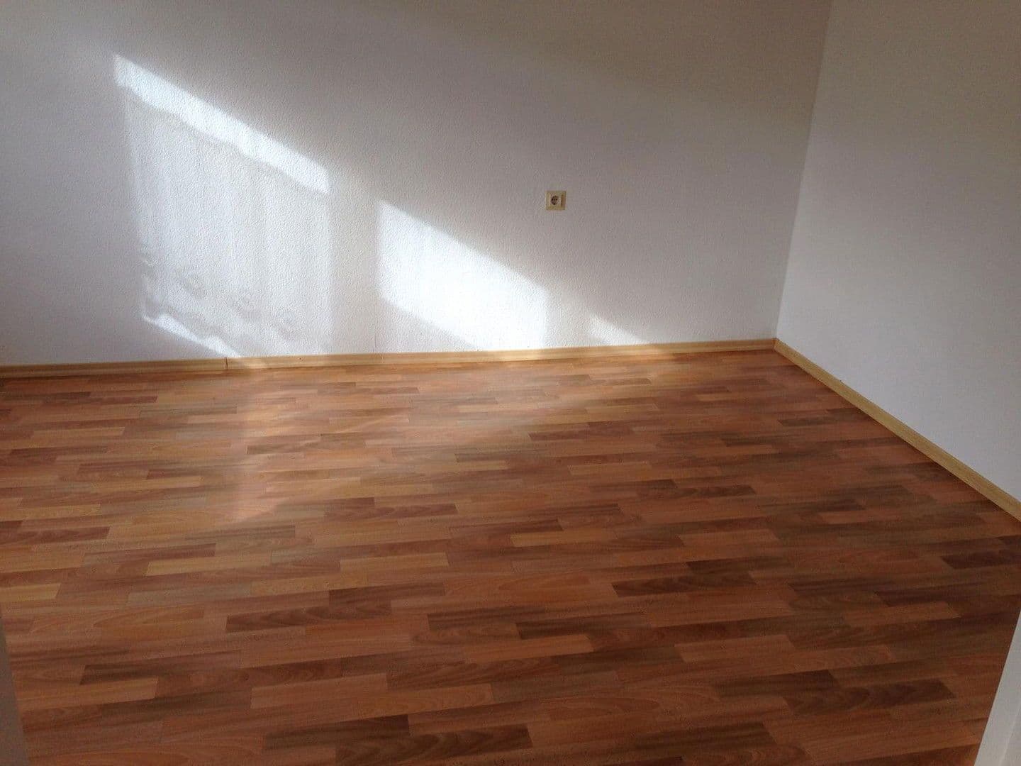 Predaj domu 324 m², pozemek 938 m², Stuttgart Rot, Bádensko-Wurttembersko Predaj domu 324 m², pozemek 938 m², Stuttgart Rot, Bádensko-Wurttembersko