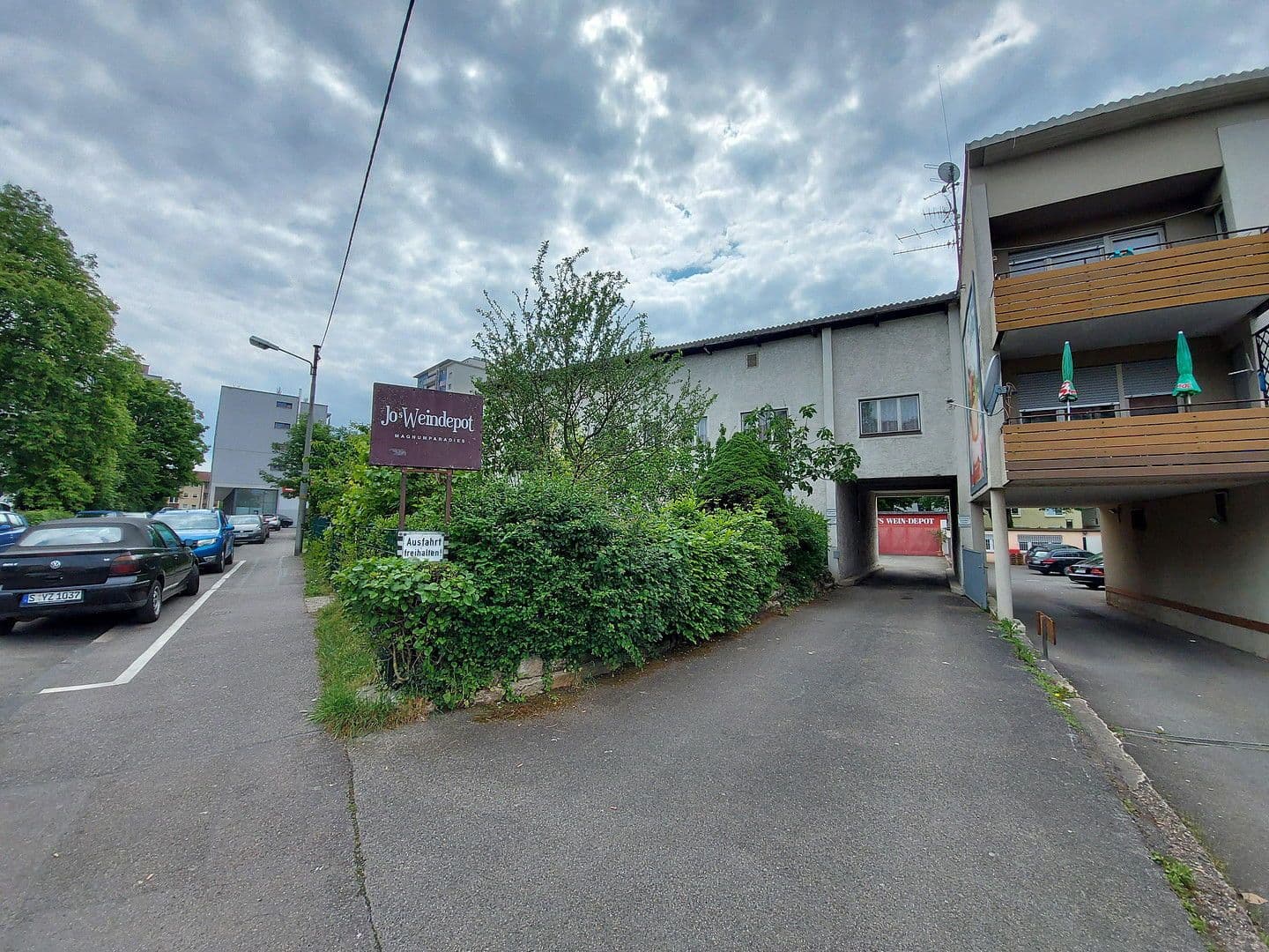 Predaj domu 324 m², pozemek 938 m², Stuttgart Rot, Bádensko-Wurttembersko Predaj domu 324 m², pozemek 938 m², Stuttgart Rot, Bádensko-Wurttembersko