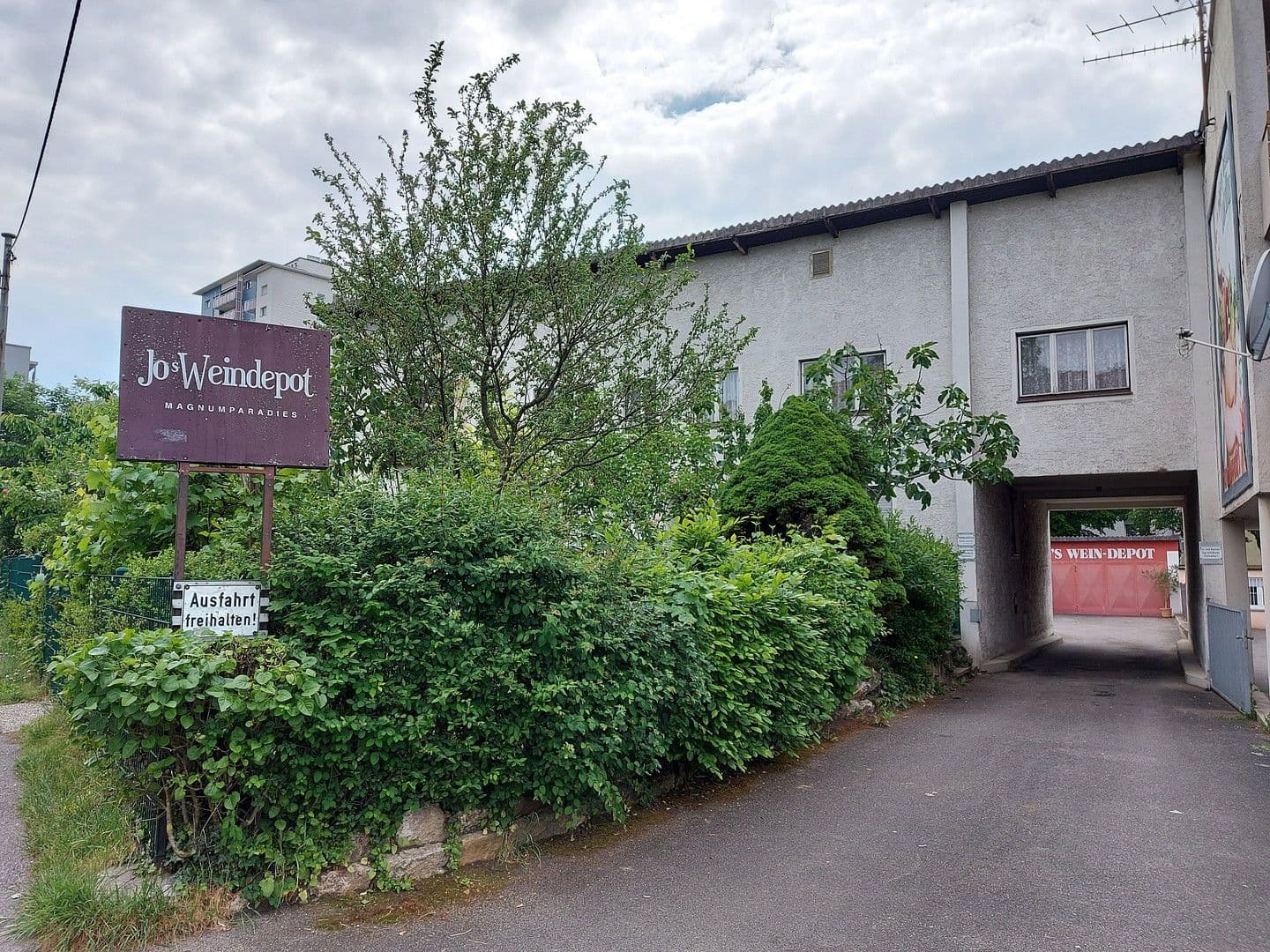 Predaj domu 324 m², pozemek 938 m², Stuttgart Rot, Bádensko-Wurttembersko Predaj domu 324 m², pozemek 938 m², Stuttgart Rot, Bádensko-Wurttembersko