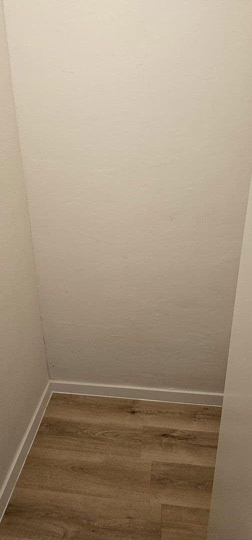 Prenájom bytu 2-izbový 50 m², Kamper Str. 50, Solingen, Severné Porýnie - Westfálsko Prenájom bytu 2-izbový 50 m², Kamper Str. 50, Solingen, Severné Porýnie - Westfálsko