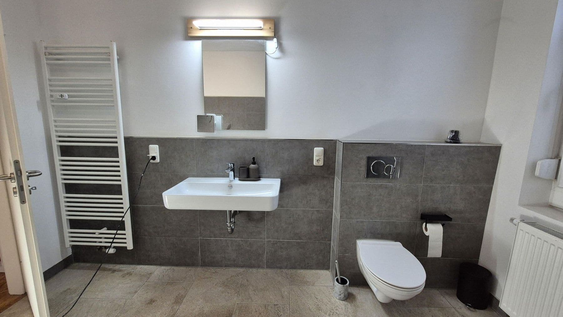 Prenájom bytu 3-izbový 105 m², Worms, Porýnie-Falcko Prenájom bytu 3-izbový 105 m², Worms, Porýnie-Falcko