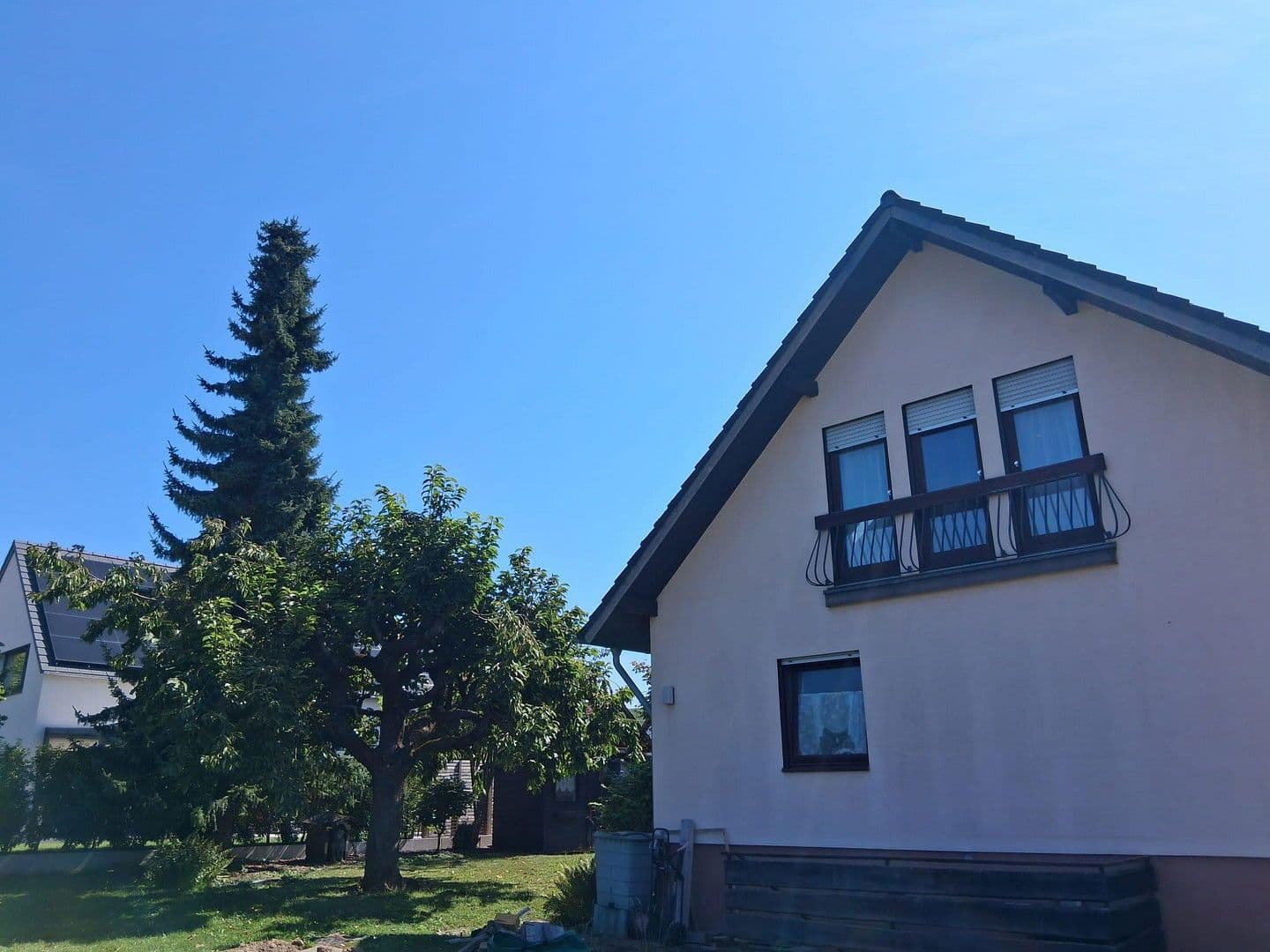 Predaj domu 159 m², pozemek 724 m², Ehrenkirchen, Bádensko-Wurttembersko Predaj domu 159 m², pozemek 724 m², Ehrenkirchen, Bádensko-Wurttembersko