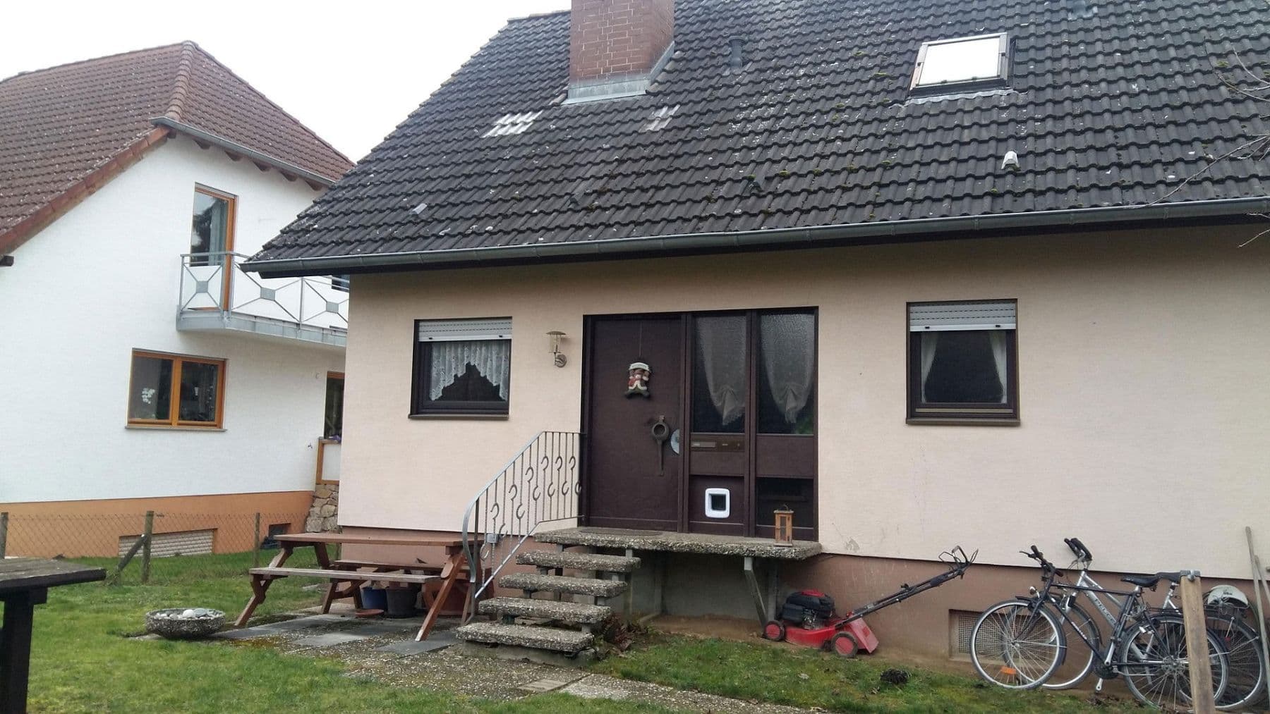 Predaj domu 159 m², pozemek 724 m², Ehrenkirchen, Bádensko-Wurttembersko Predaj domu 159 m², pozemek 724 m², Ehrenkirchen, Bádensko-Wurttembersko