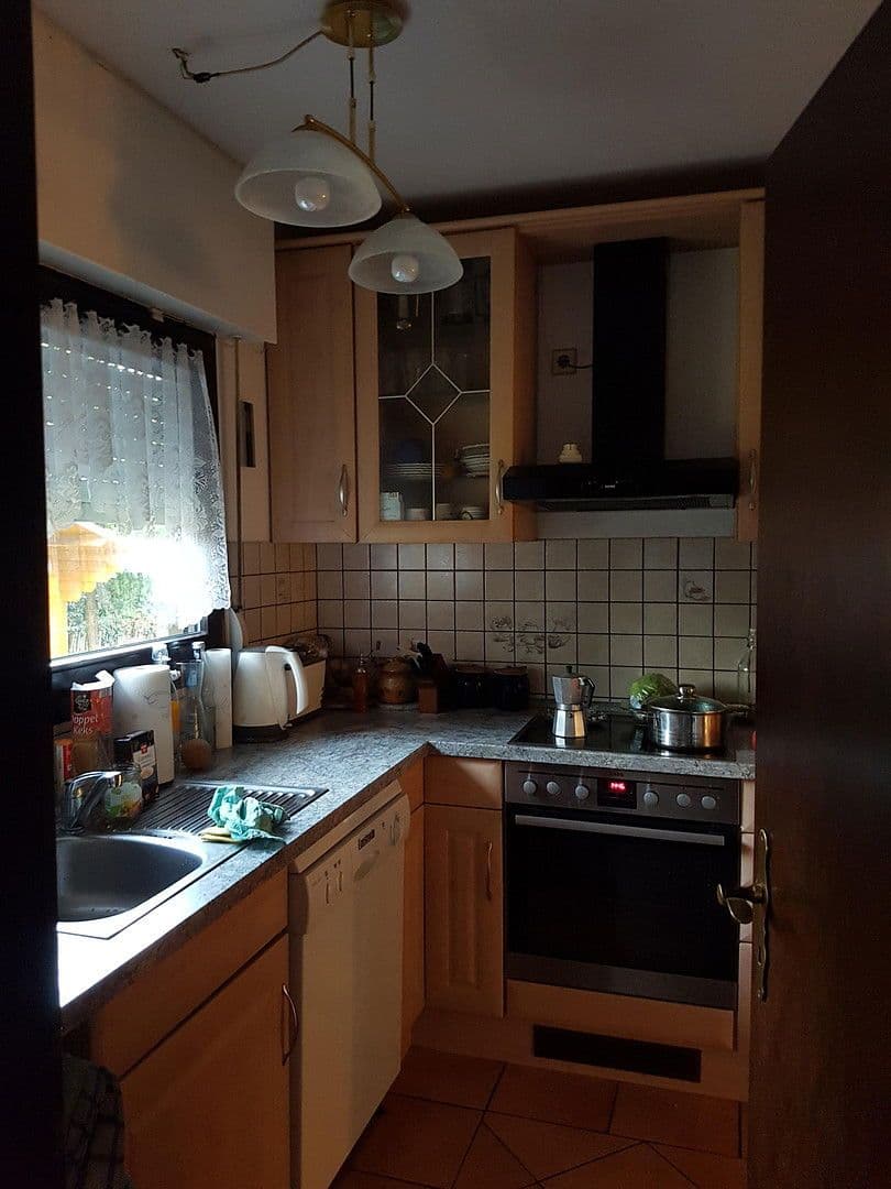 Predaj domu 159 m², pozemek 724 m², Ehrenkirchen, Bádensko-Wurttembersko Predaj domu 159 m², pozemek 724 m², Ehrenkirchen, Bádensko-Wurttembersko