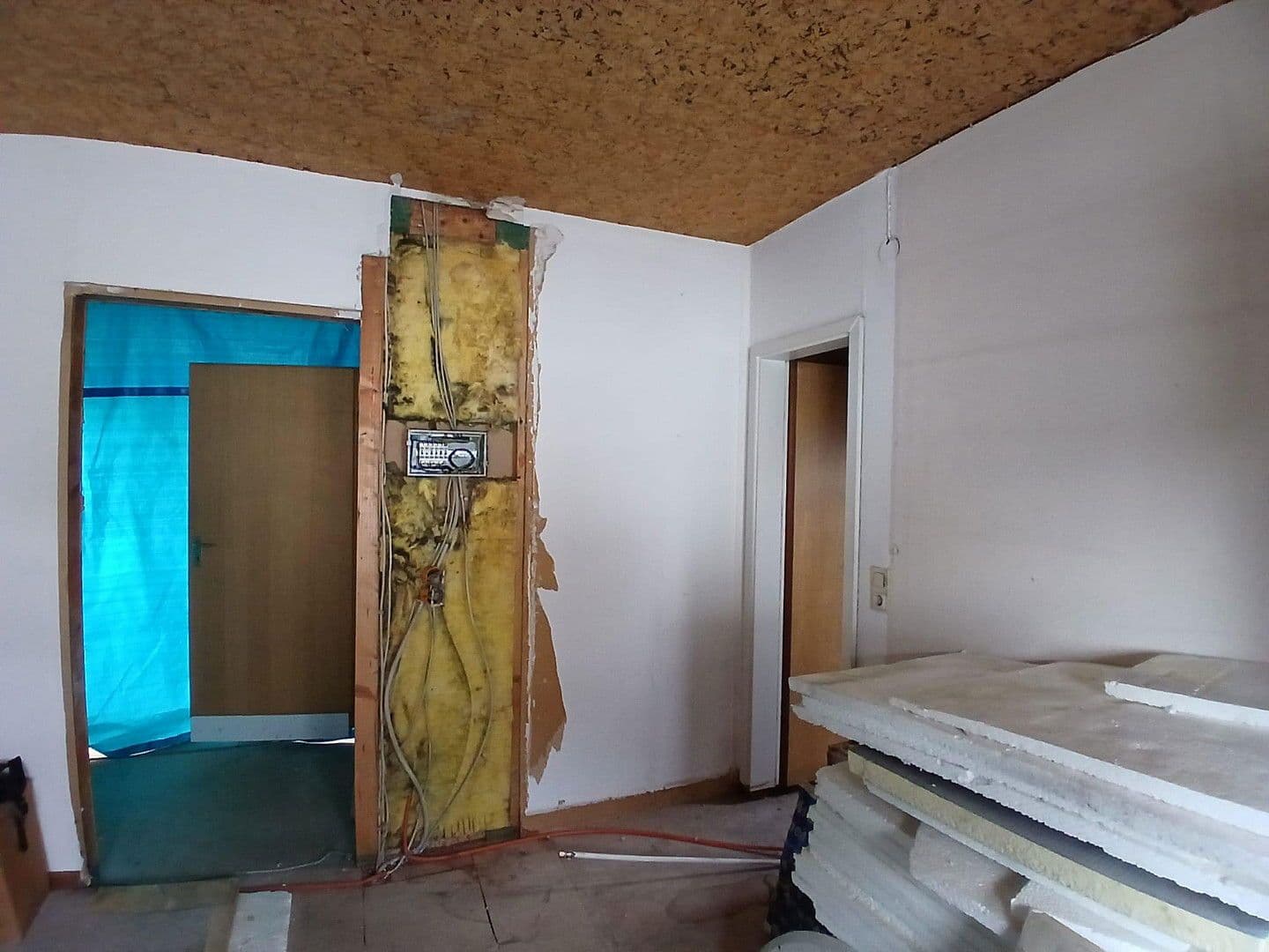 Predaj domu 159 m², pozemek 724 m², Ehrenkirchen, Bádensko-Wurttembersko Predaj domu 159 m², pozemek 724 m², Ehrenkirchen, Bádensko-Wurttembersko