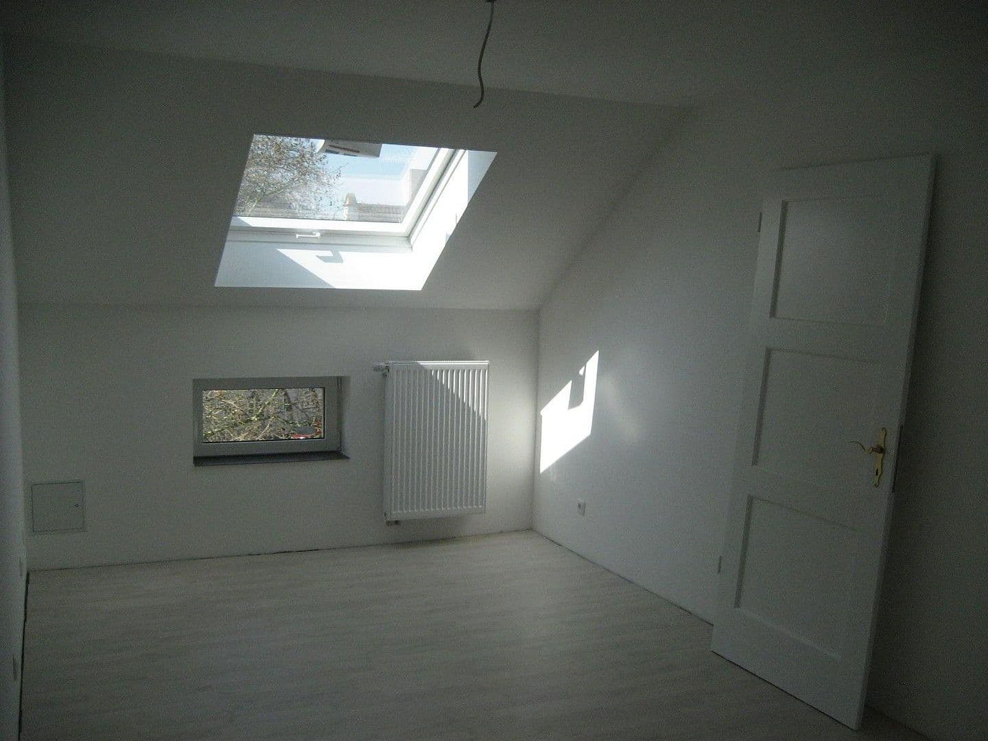 Predaj domu 434 m², pozemek 362 m², Viersener Staße 116, Mönchengladbach, Severné Porýnie - Westfálsko Predaj domu 434 m², pozemek 362 m², Viersener Staße 116, Mönchengladbach, Severné Porýnie - Westfálsko