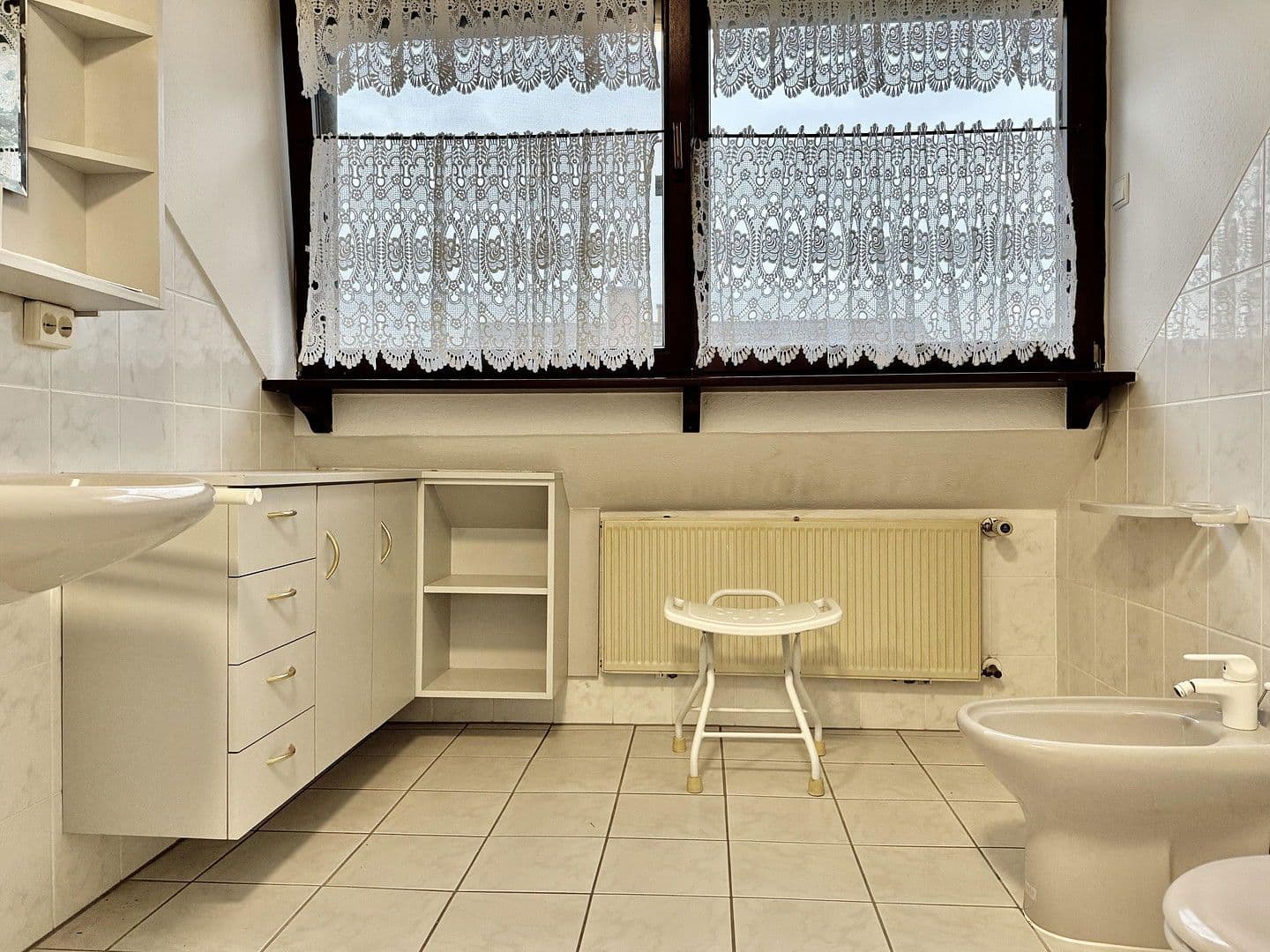 Predaj domu 168 m², pozemek 533 m², Bad Bergzabern, Porýnie-Falcko Predaj domu 168 m², pozemek 533 m², Bad Bergzabern, Porýnie-Falcko