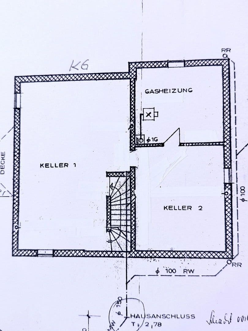 Predaj domu 168 m², pozemek 533 m², Bad Bergzabern, Porýnie-Falcko Predaj domu 168 m², pozemek 533 m², Bad Bergzabern, Porýnie-Falcko