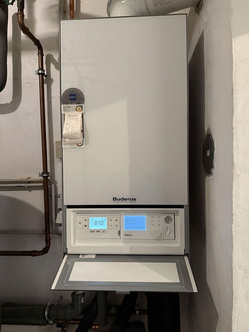 Predaj domu 210 m², pozemek 402 m², Gau-Bischofsheim, Porýnie-Falcko Predaj domu 210 m², pozemek 402 m², Gau-Bischofsheim, Porýnie-Falcko