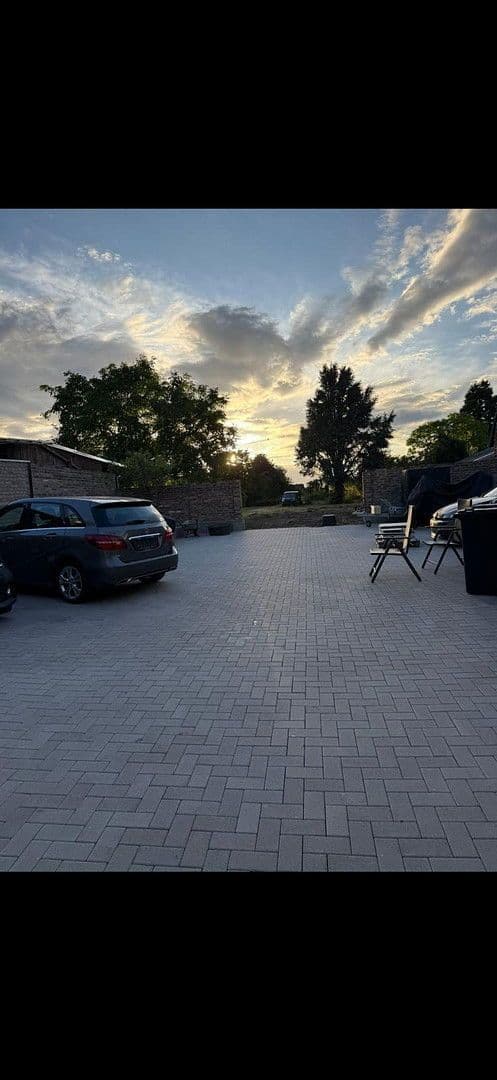 Predaj domu 145 m², pozemek 1.605 m², Bornheim, Severné Porýnie - Westfálsko Predaj domu 145 m², pozemek 1.605 m², Bornheim, Severné Porýnie - Westfálsko