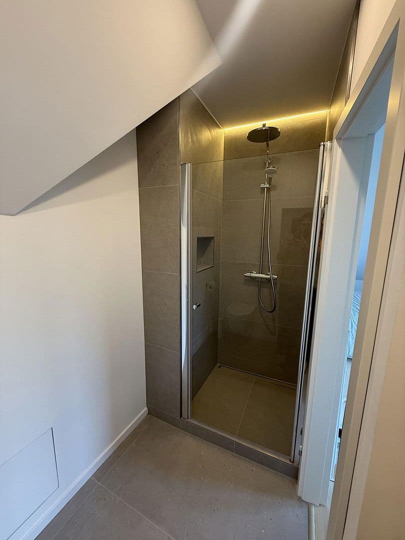 Predaj domu 145 m², pozemek 1.605 m², Bornheim, Severné Porýnie - Westfálsko Predaj domu 145 m², pozemek 1.605 m², Bornheim, Severné Porýnie - Westfálsko