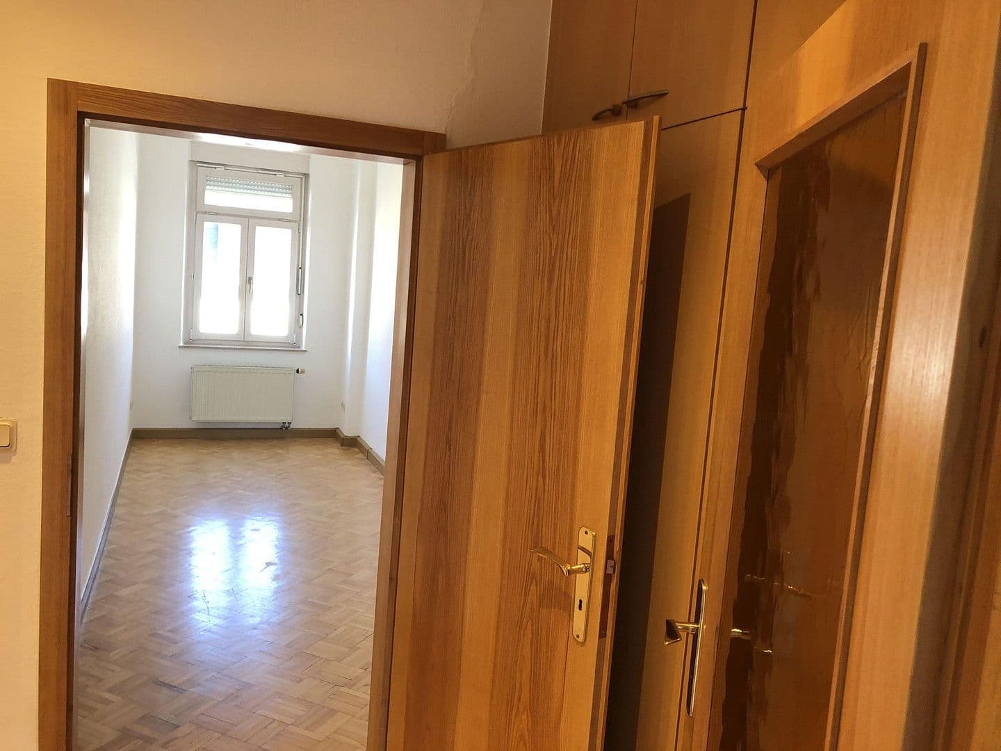 Prenájom bytu 4-izbový 103 m², Poststraße 10, Freiberg, Sasko Prenájom bytu 4-izbový 103 m², Poststraße 10, Freiberg, Sasko