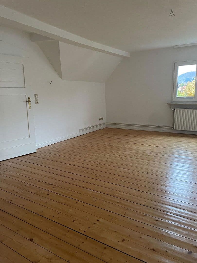 Prenájom bytu 4-izbový 118 m², Bad Harzburg, Dolné Sasko Prenájom bytu 4-izbový 118 m², Bad Harzburg, Dolné Sasko