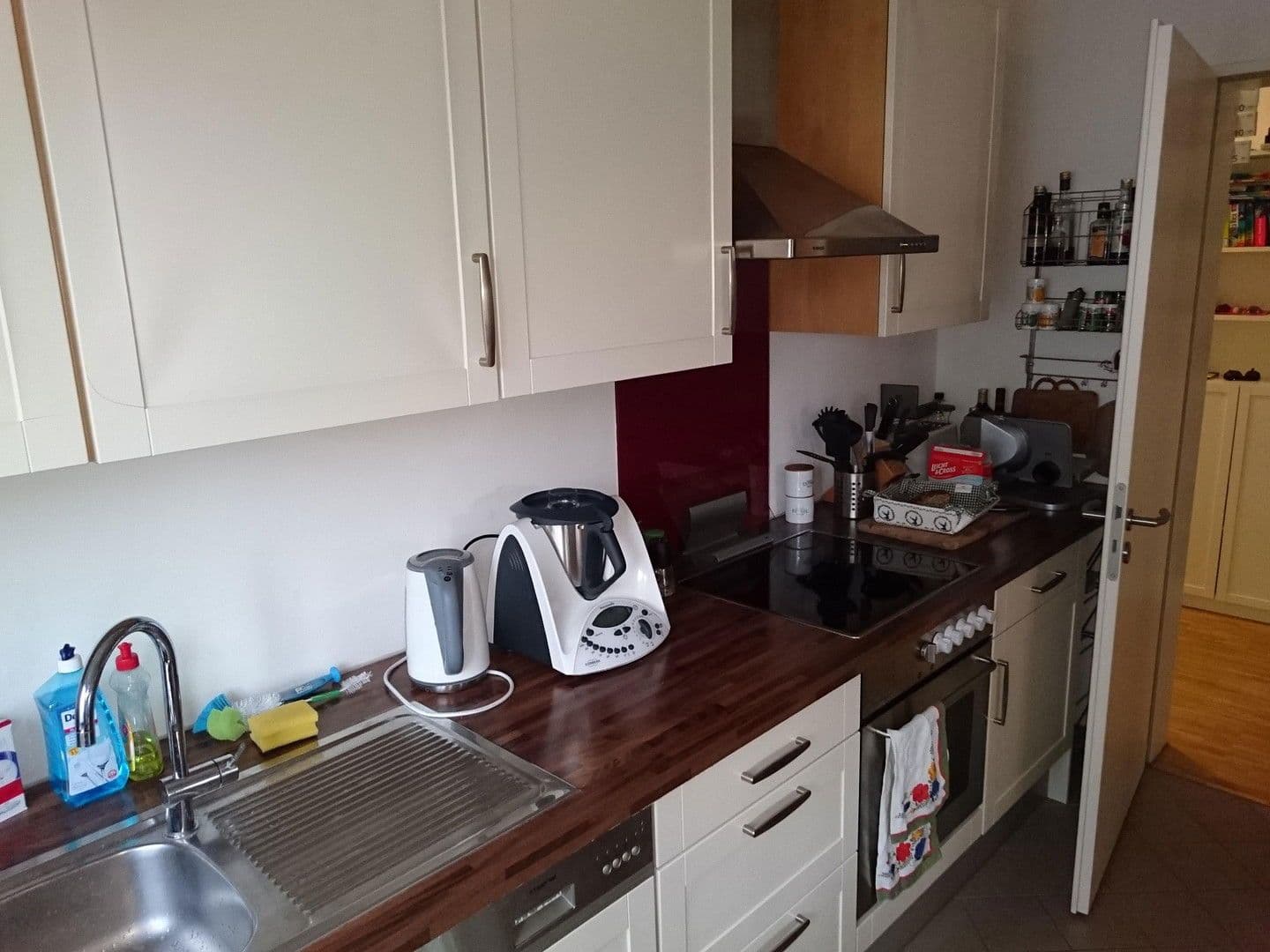 Prenájom bytu 3-izbový 100 m², Margit-Schramm-Straße 8,, München, Bavorsko Prenájom bytu 3-izbový 100 m², Margit-Schramm-Straße 8,, München, Bavorsko