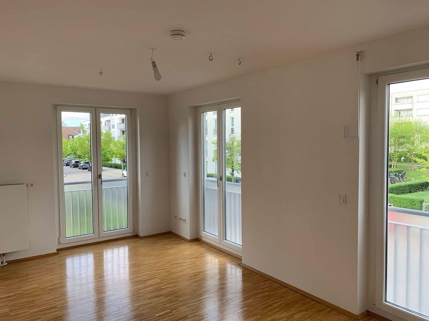 Prenájom bytu 3-izbový 100 m², Margit-Schramm-Straße 8,, München, Bavorsko Prenájom bytu 3-izbový 100 m², Margit-Schramm-Straße 8,, München, Bavorsko