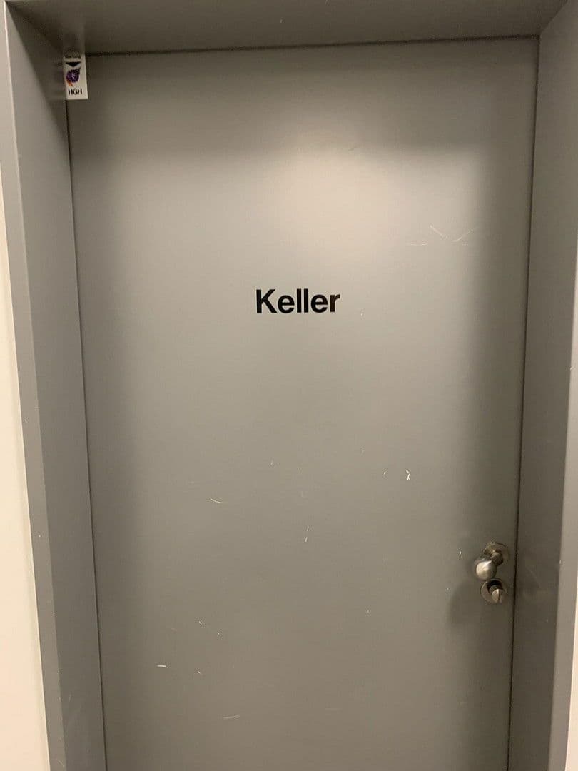 Prenájom bytu 3-izbový 100 m², Margit-Schramm-Straße 8,, München, Bavorsko Prenájom bytu 3-izbový 100 m², Margit-Schramm-Straße 8,, München, Bavorsko