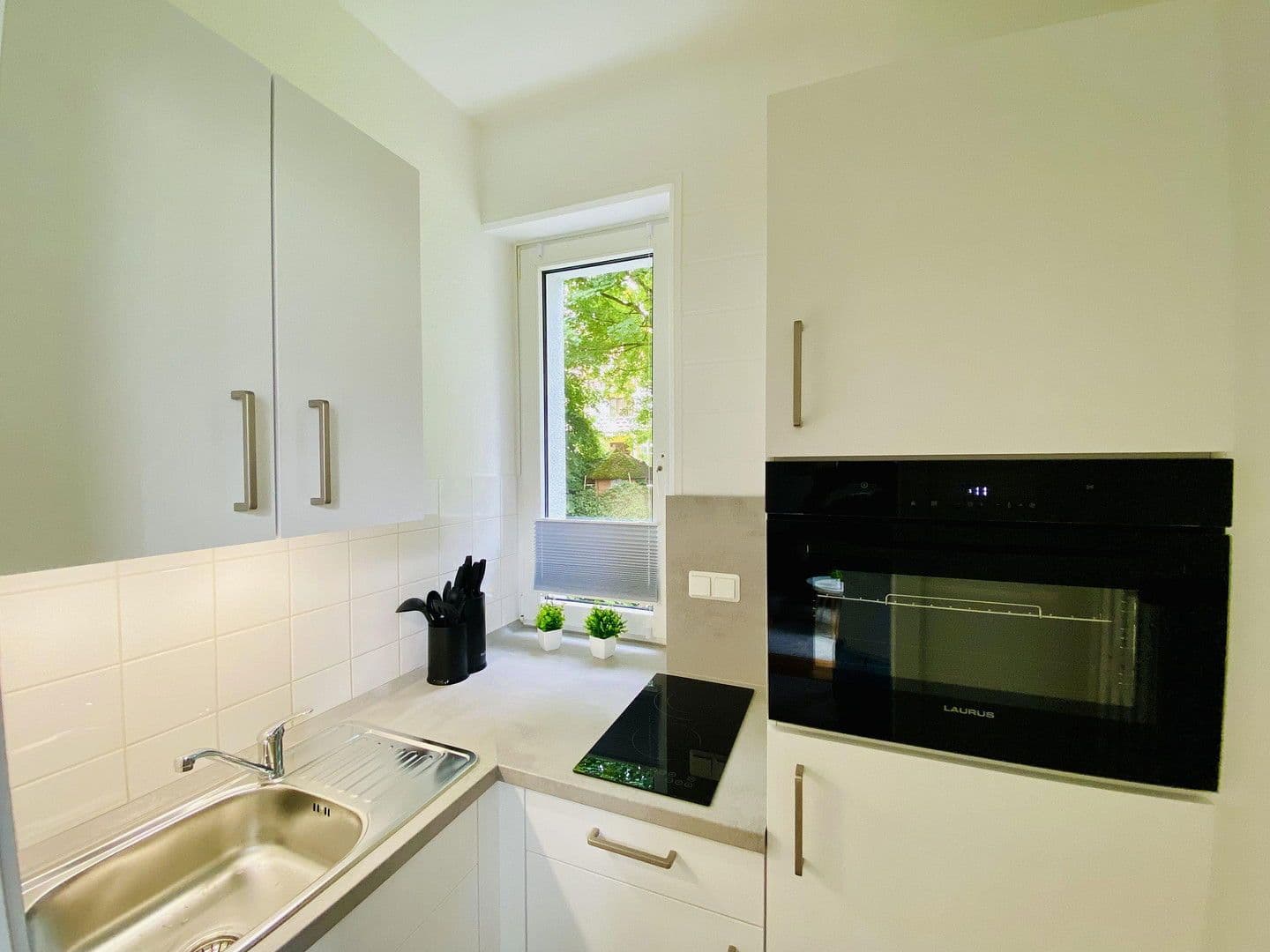 Prenájom bytu 1-izbový 31 m², Bremen, Brémy Prenájom bytu 1-izbový 31 m², Bremen, Brémy