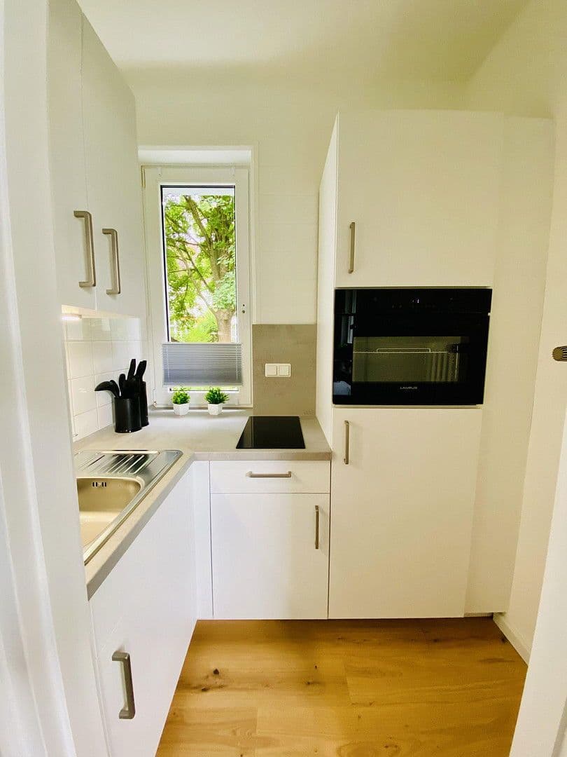 Prenájom bytu 1-izbový 31 m², Bremen, Brémy Prenájom bytu 1-izbový 31 m², Bremen, Brémy