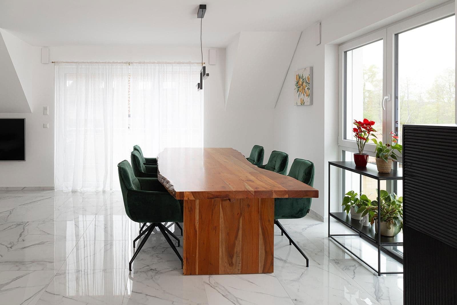 Predaj bytu 4-izbový 105 m², Heilsbronn, Bavorsko Predaj bytu 4-izbový 105 m², Heilsbronn, Bavorsko