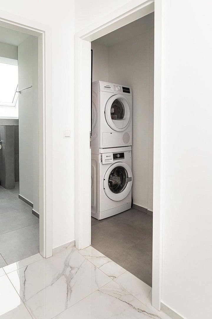 Predaj bytu 4-izbový 105 m², Heilsbronn, Bavorsko Predaj bytu 4-izbový 105 m², Heilsbronn, Bavorsko