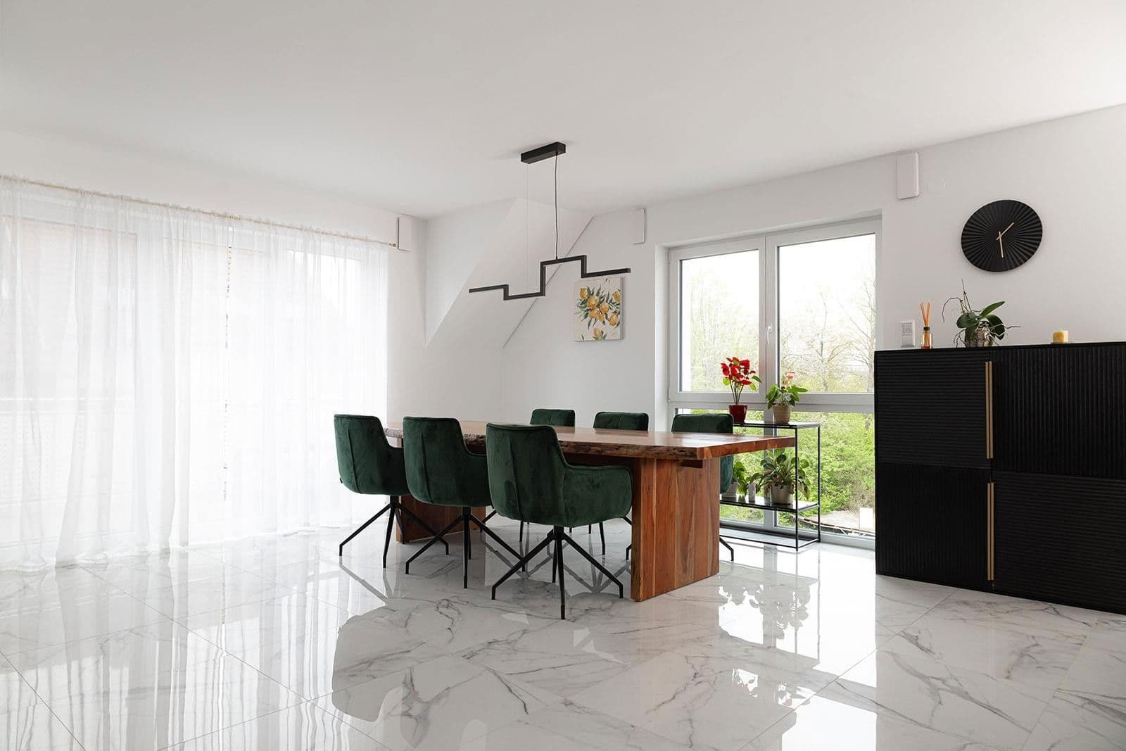 Predaj bytu 4-izbový 105 m², Heilsbronn, Bavorsko Predaj bytu 4-izbový 105 m², Heilsbronn, Bavorsko