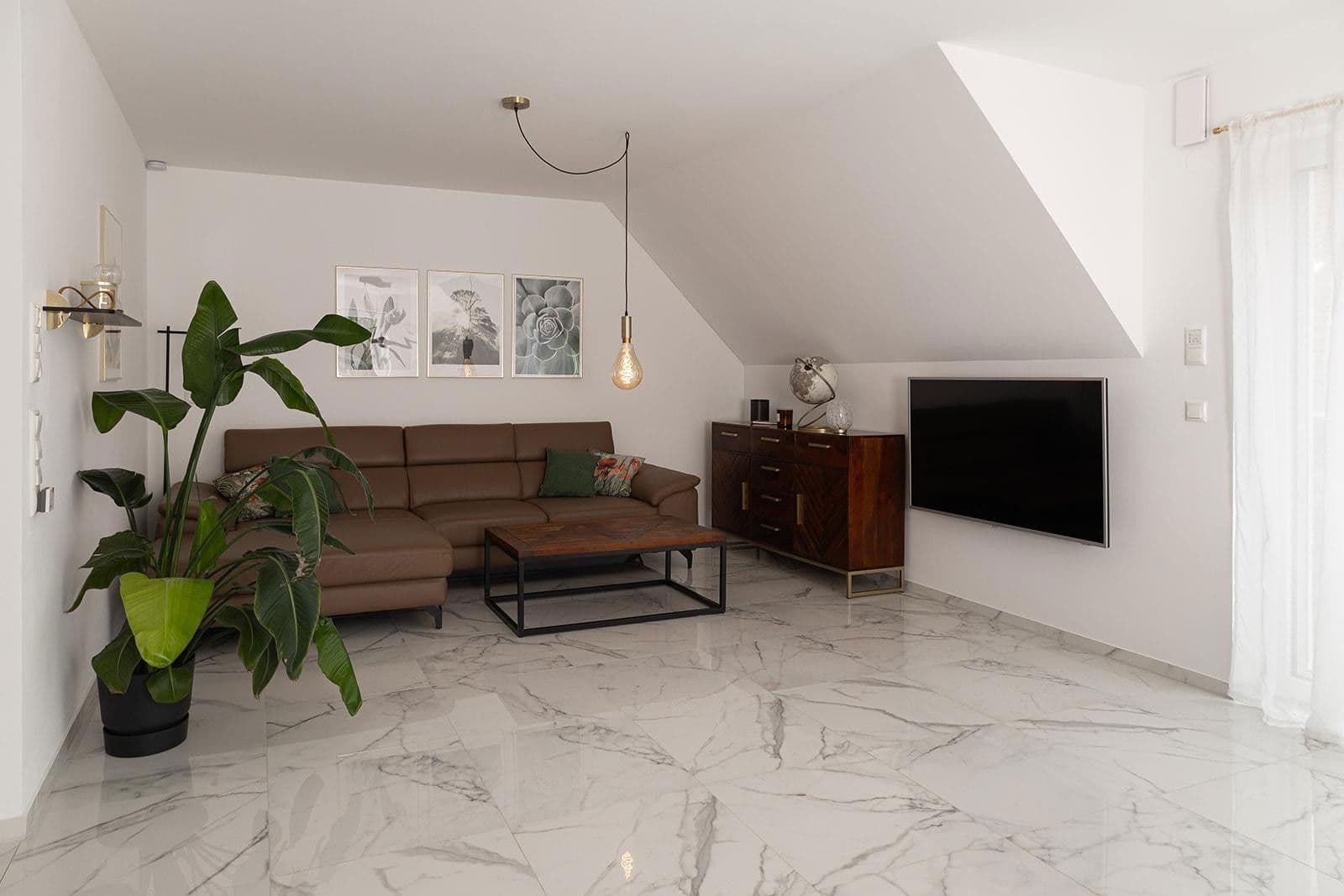 Predaj bytu 4-izbový 105 m², Heilsbronn, Bavorsko Predaj bytu 4-izbový 105 m², Heilsbronn, Bavorsko