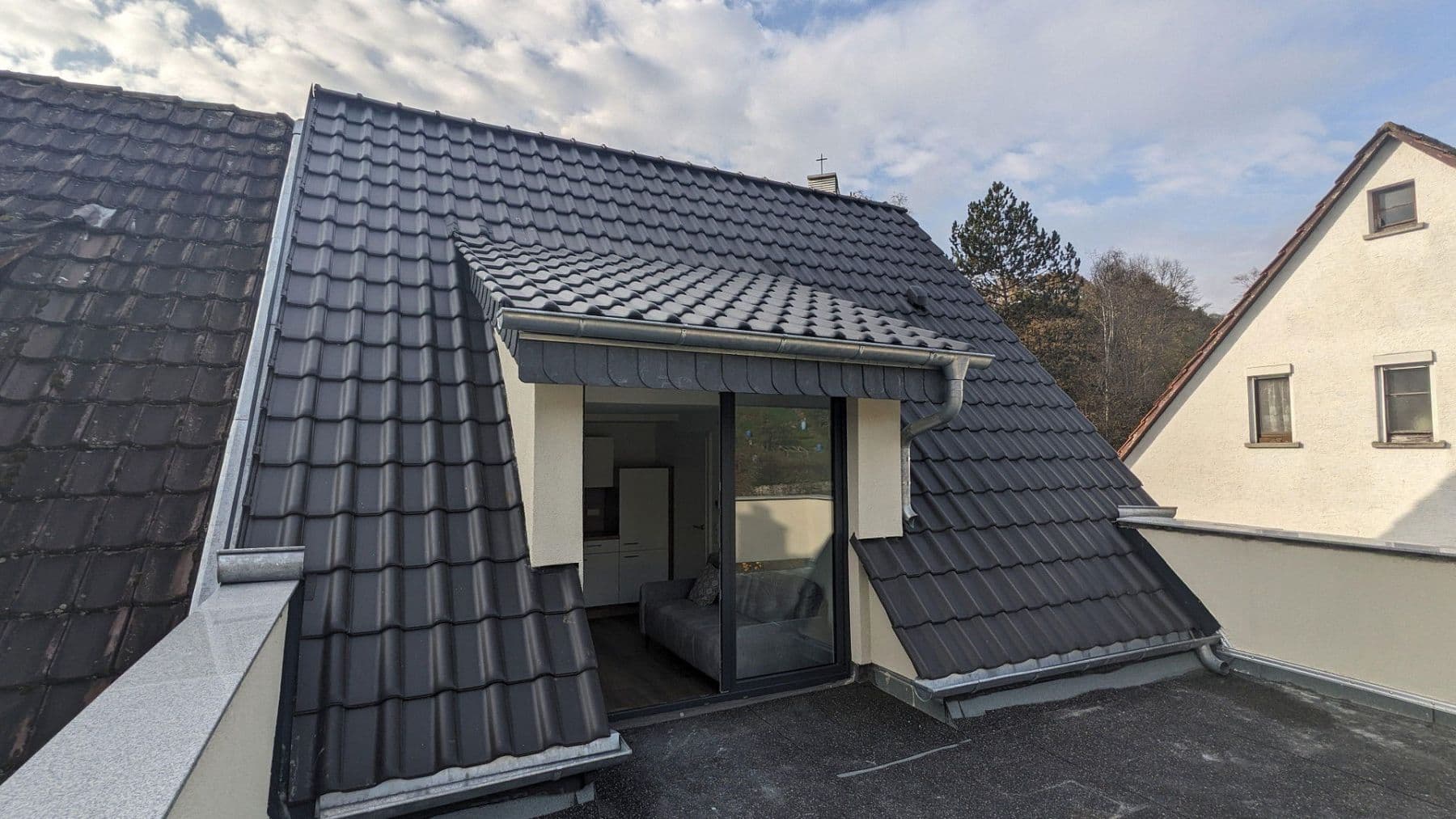 Prenájom bytu 2-izbový 50 m², Stuttgart, Bádensko-Wurttembersko Prenájom bytu 2-izbový 50 m², Stuttgart, Bádensko-Wurttembersko