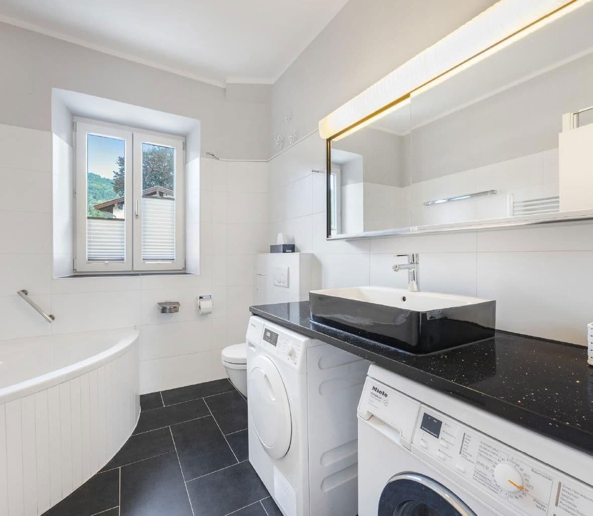 Predaj bytu 4-izbový 176 m², Münchner Str. 55, Bad Wiessee, Bavorsko Predaj bytu 4-izbový 176 m², Münchner Str. 55, Bad Wiessee, Bavorsko