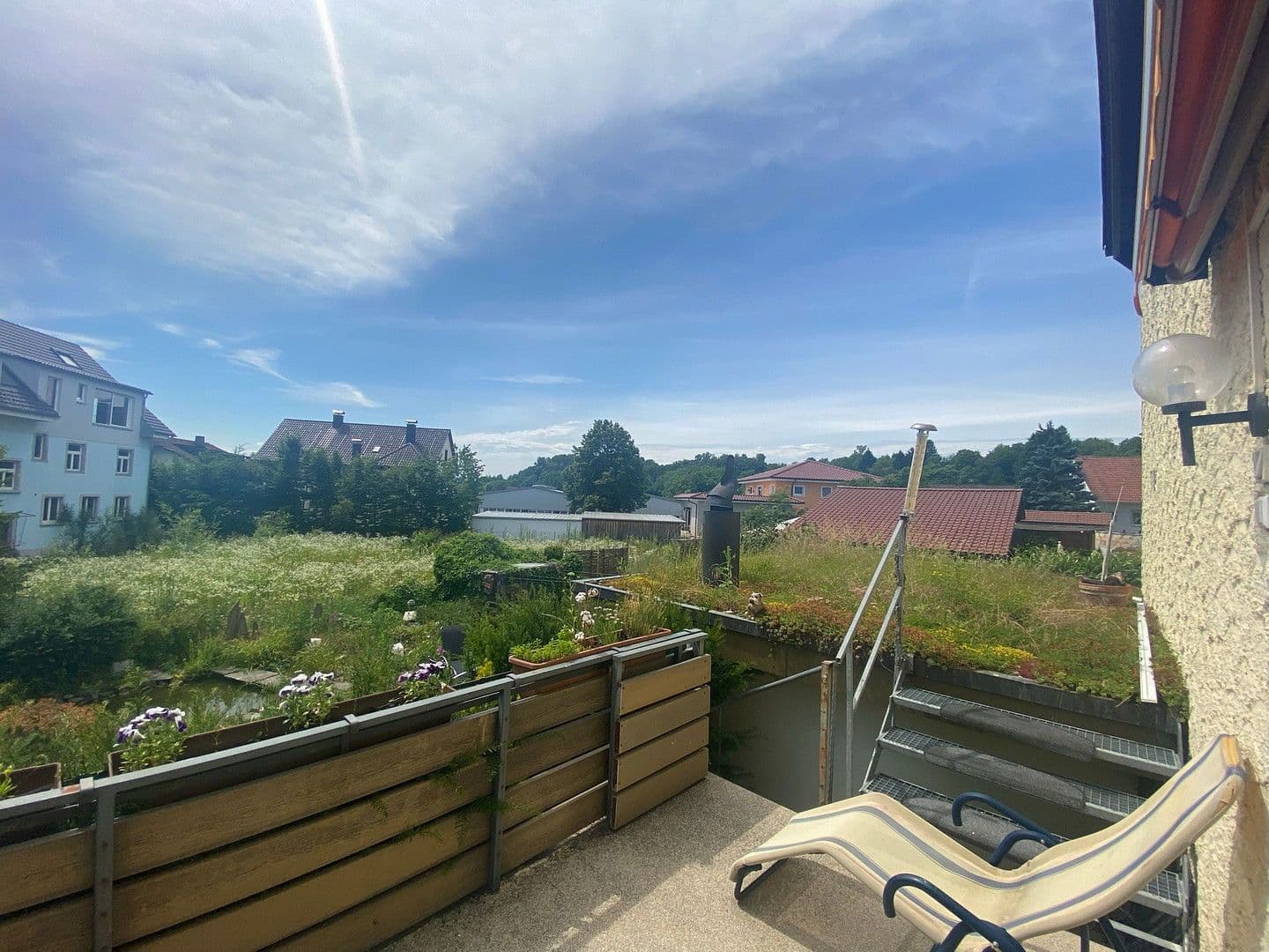 Prenájom bytu 4-izbový 126 m², Jestetten, Bádensko-Wurttembersko Prenájom bytu 4-izbový 126 m², Jestetten, Bádensko-Wurttembersko