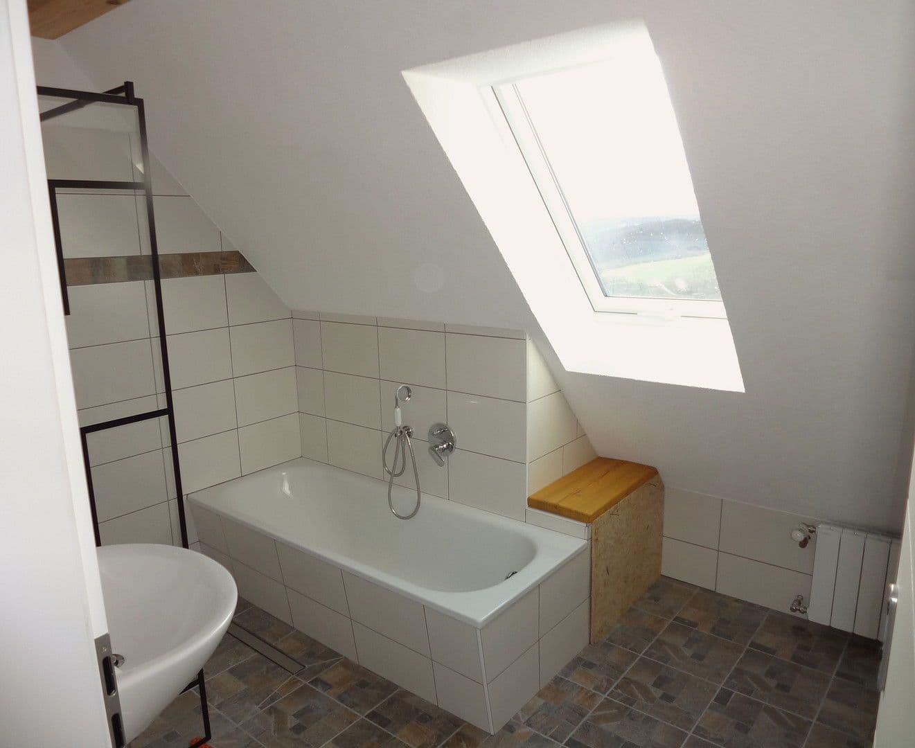 Prenájom bytu 3-izbový 107 m², Loßburg, Bádensko-Wurttembersko Prenájom bytu 3-izbový 107 m², Loßburg, Bádensko-Wurttembersko