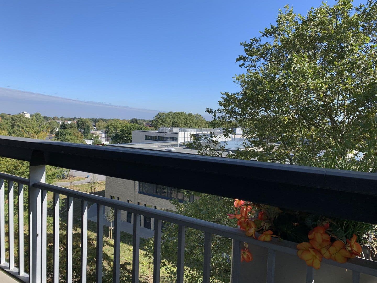 Prenájom bytu 1-izbový 50 m², Lübecker Str. 9, Köln Weiden, Severné Porýnie - Westfálsko Prenájom bytu 1-izbový 50 m², Lübecker Str. 9, Köln Weiden, Severné Porýnie - Westfálsko